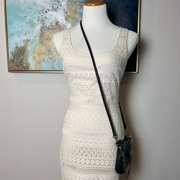 Fossil Leather Bag with Chain Strap - Picture 11 of 12